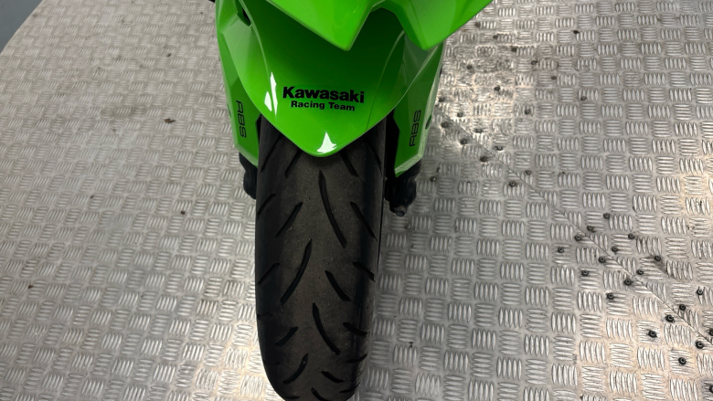 Kawasaki Ninja Zx 4 ZX400SRFNN (24MY)